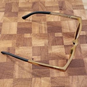 Meet your Posher, Zoe